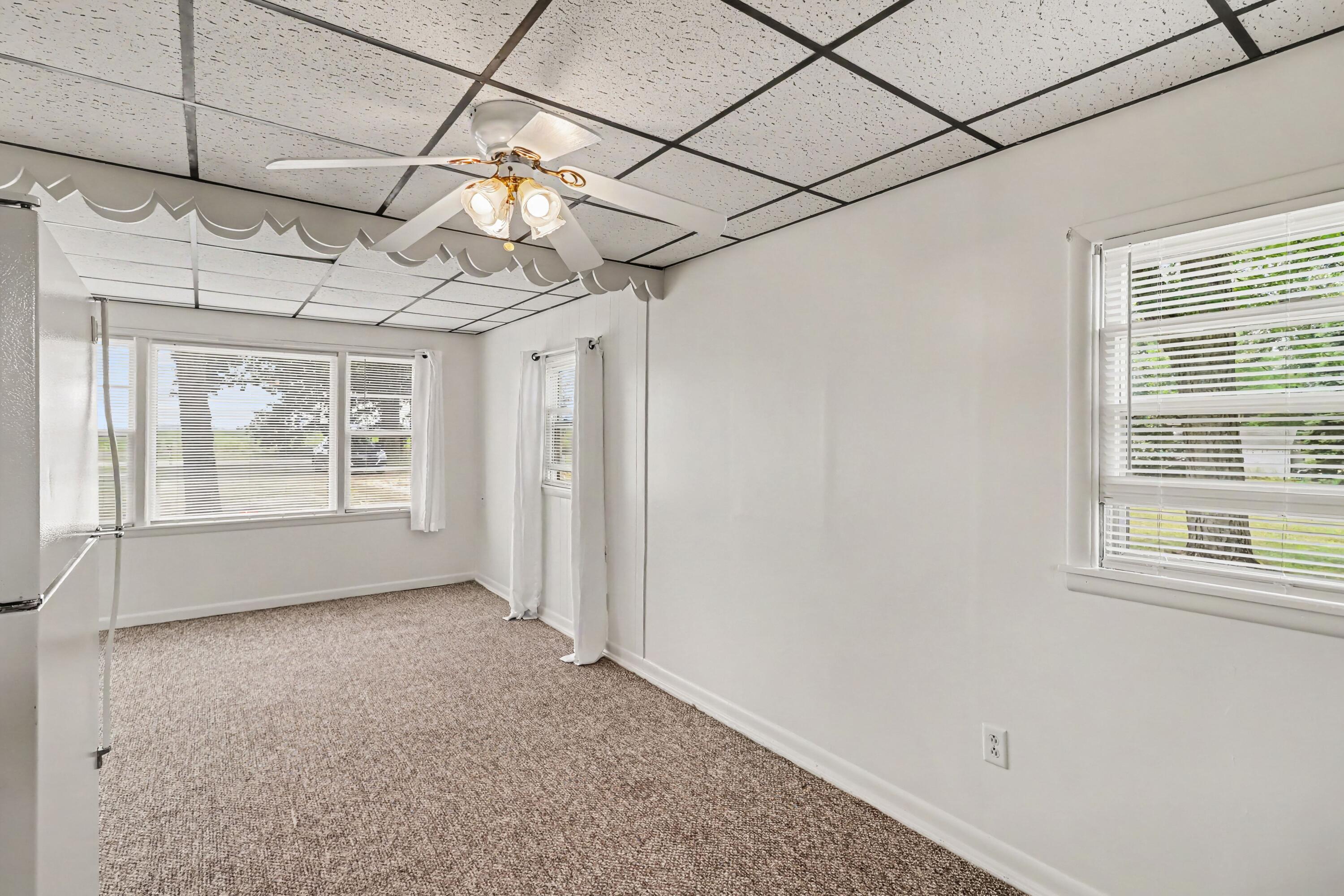 16812 Moorepark Road Three Rivers, MI 49093 - Photo 5 of 17 004_file_3482