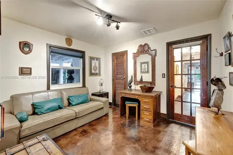 $650,000 | 1401 Northeast 33rd Street, Oakland Park, FL 33334