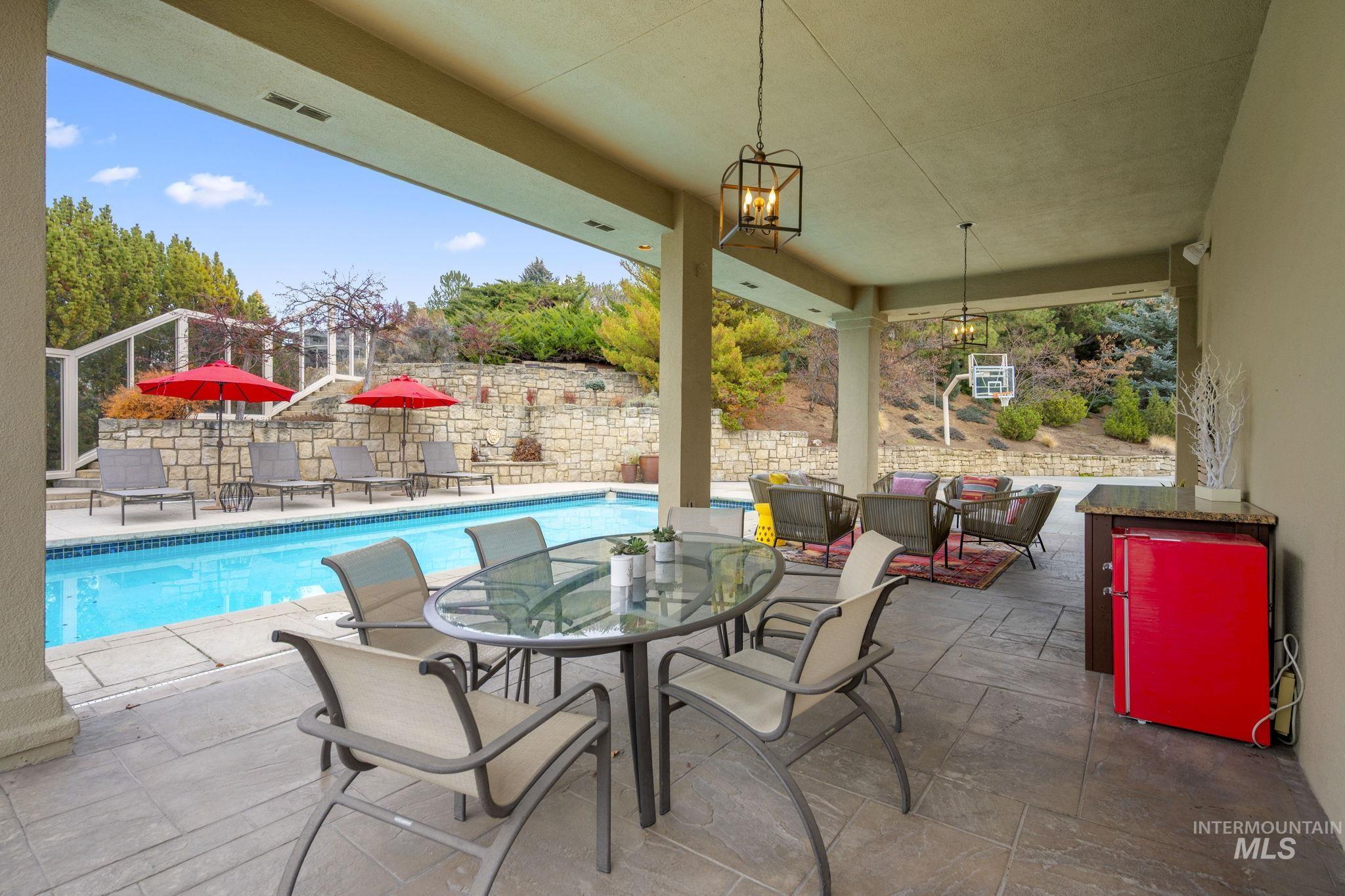 462 West Ridgeline Drive Boise, ID 83702 - Photo 8 of 12