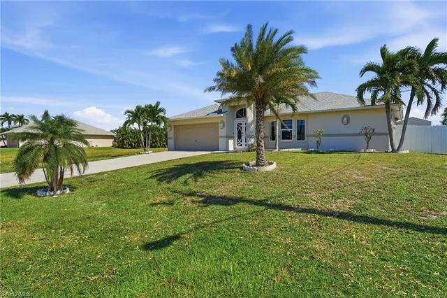$2,000 | 4421 Southwest 14th Place, Cape Coral, FL 33914