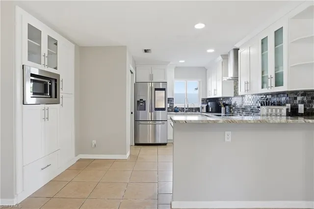 $2,000 | 4421 Southwest 14th Place, Cape Coral, FL 33914