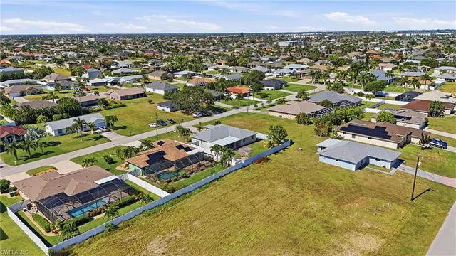 $2,000 | 4421 Southwest 14th Place, Cape Coral, FL 33914