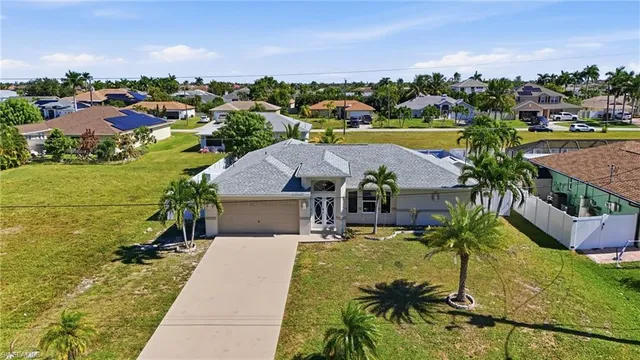 $2,000 | 4421 Southwest 14th Place, Cape Coral, FL 33914