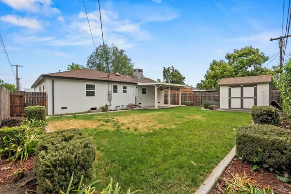 $575,000 | 5408 Helen Way, Sacramento, CA 95822