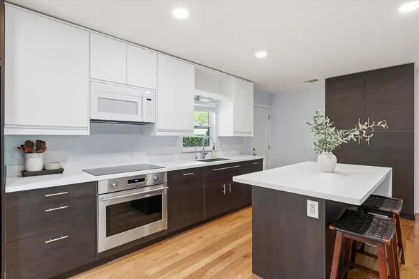 $575,000 | 5408 Helen Way, Sacramento, CA 95822