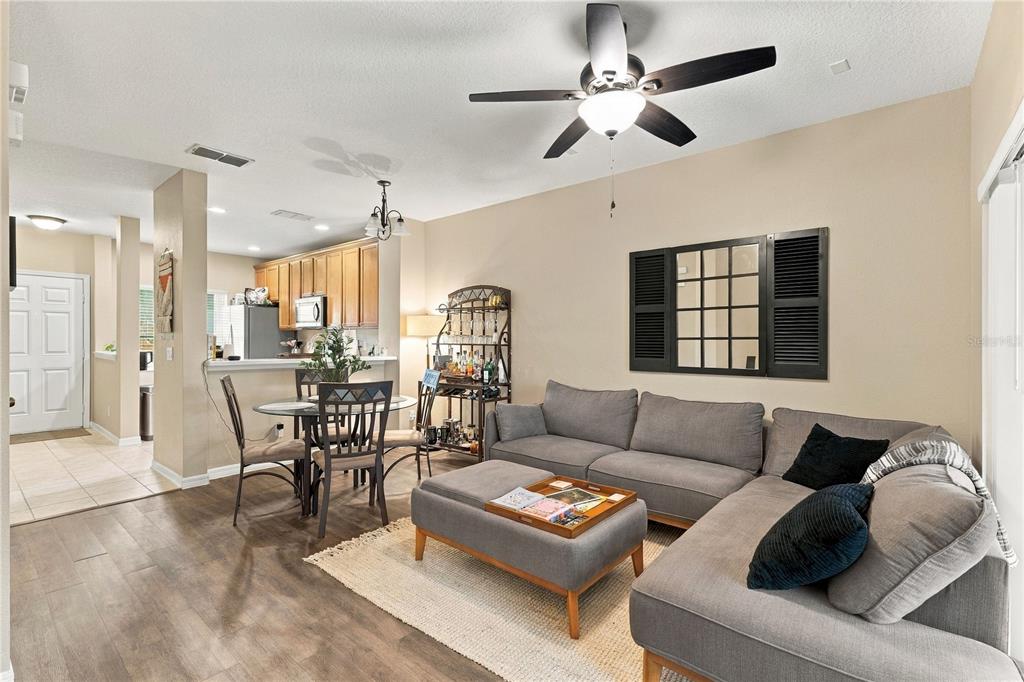 3423 Wilshire Way Road, Unit 27 Orlando, FL 32829 - Photo 10 of 38 Gallery Image 10
