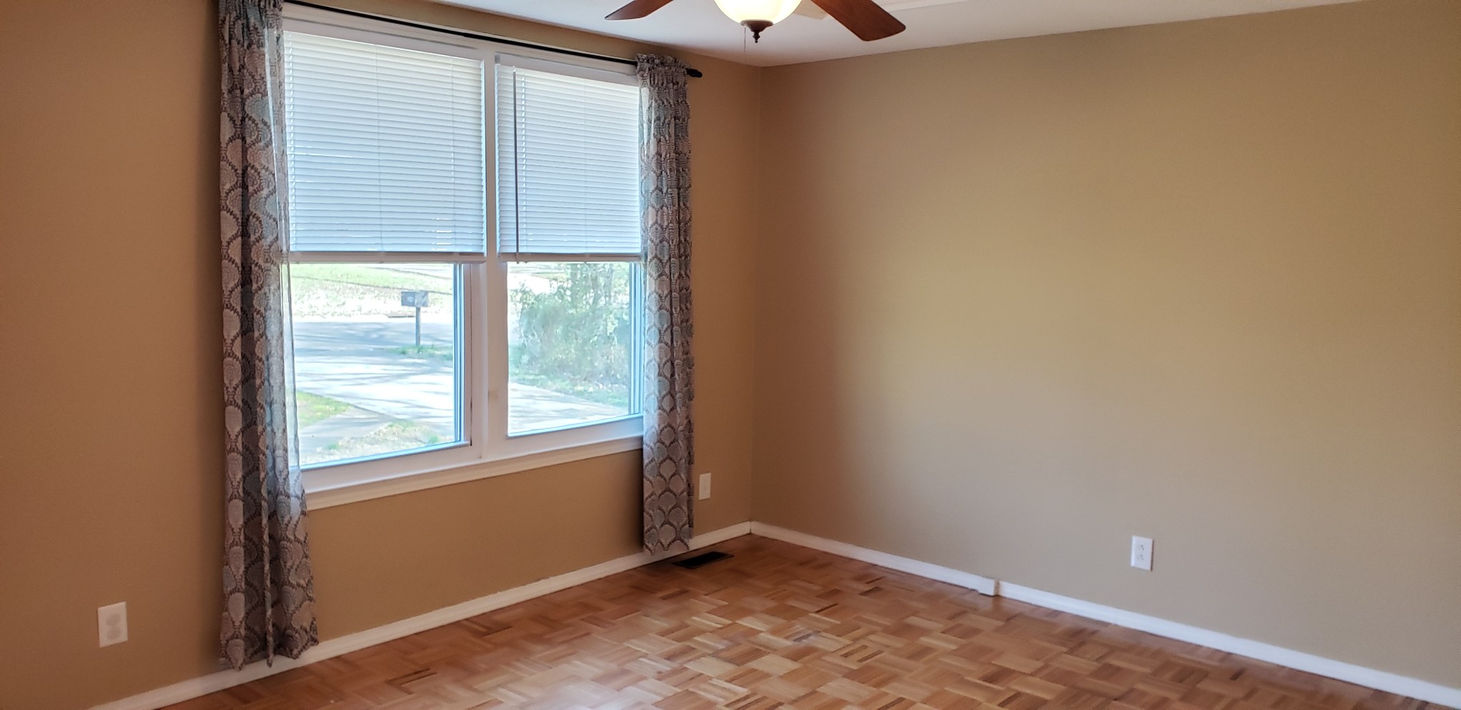 308 Carter Road Clarksville, TN 37042 - Photo 4 of 13 Gallery Image 4