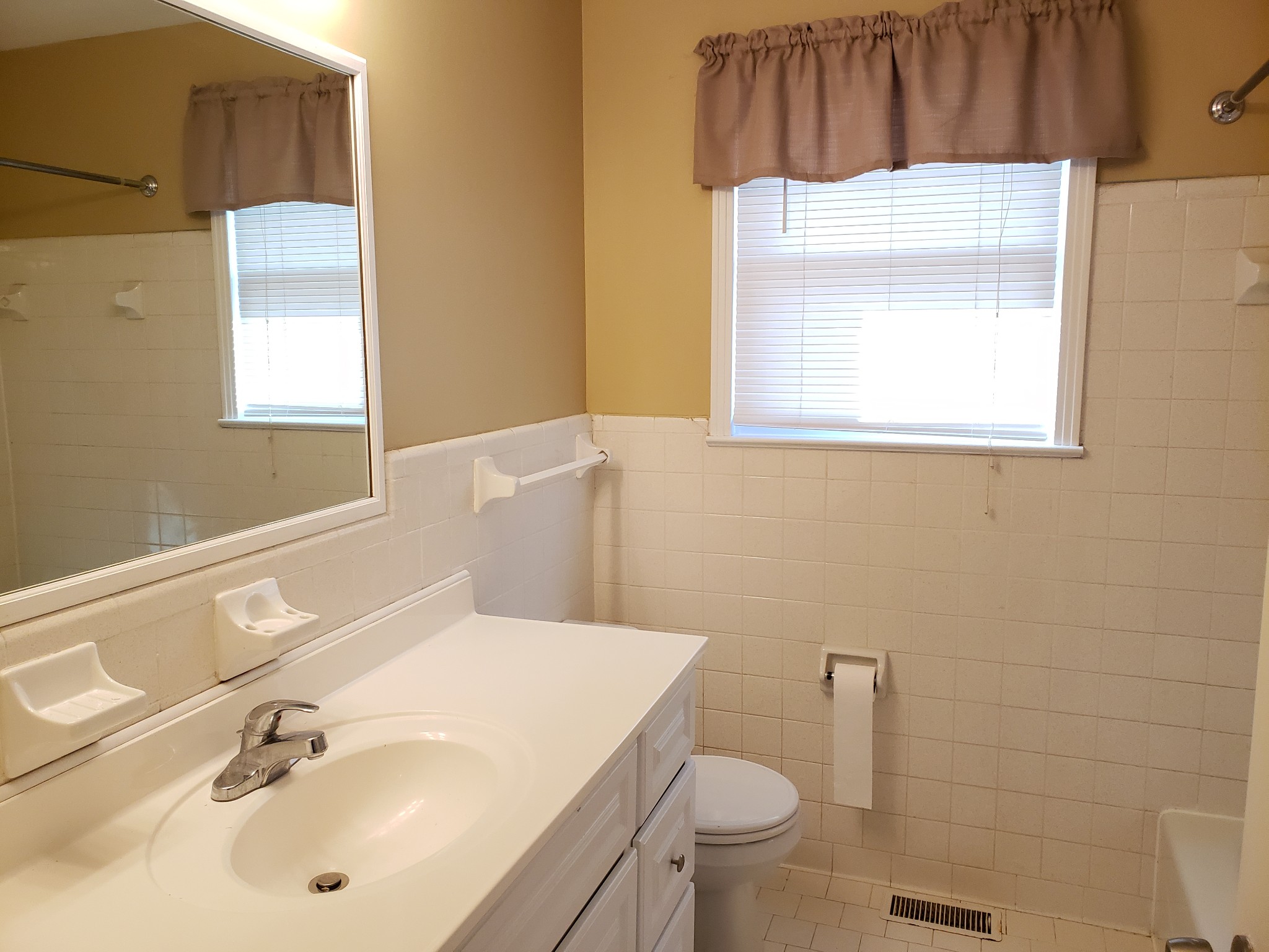 308 Carter Road Clarksville, TN 37042 - Photo 9 of 13 Gallery Image 9