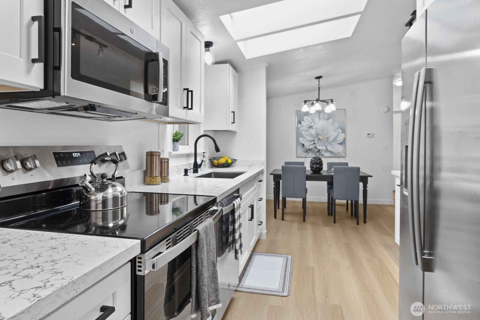 36935 4th Avenue Southwest Federal Way, WA 98023 - Photo 12 of 35