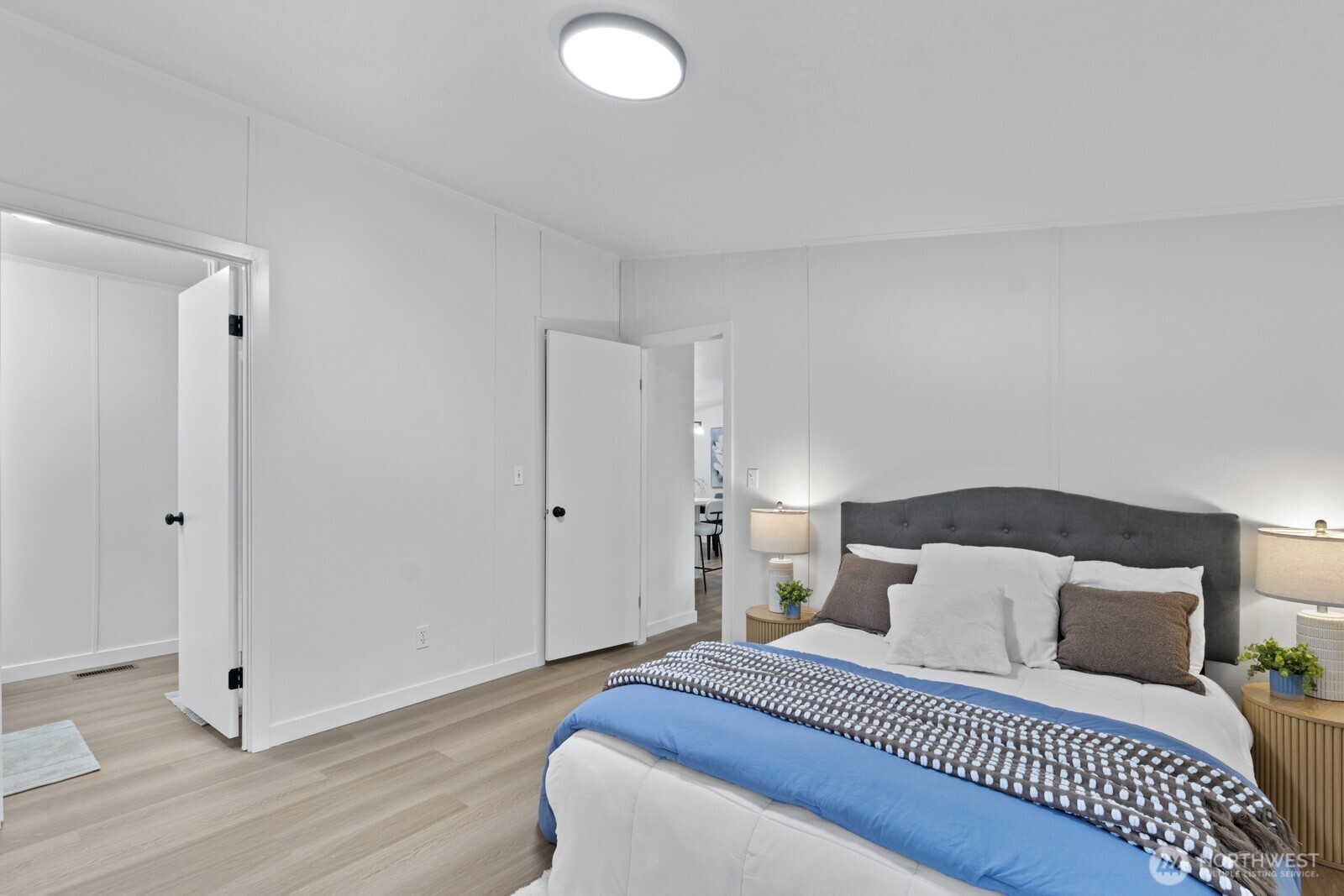 36935 4th Avenue Southwest Federal Way, WA 98023 - Photo 15 of 35