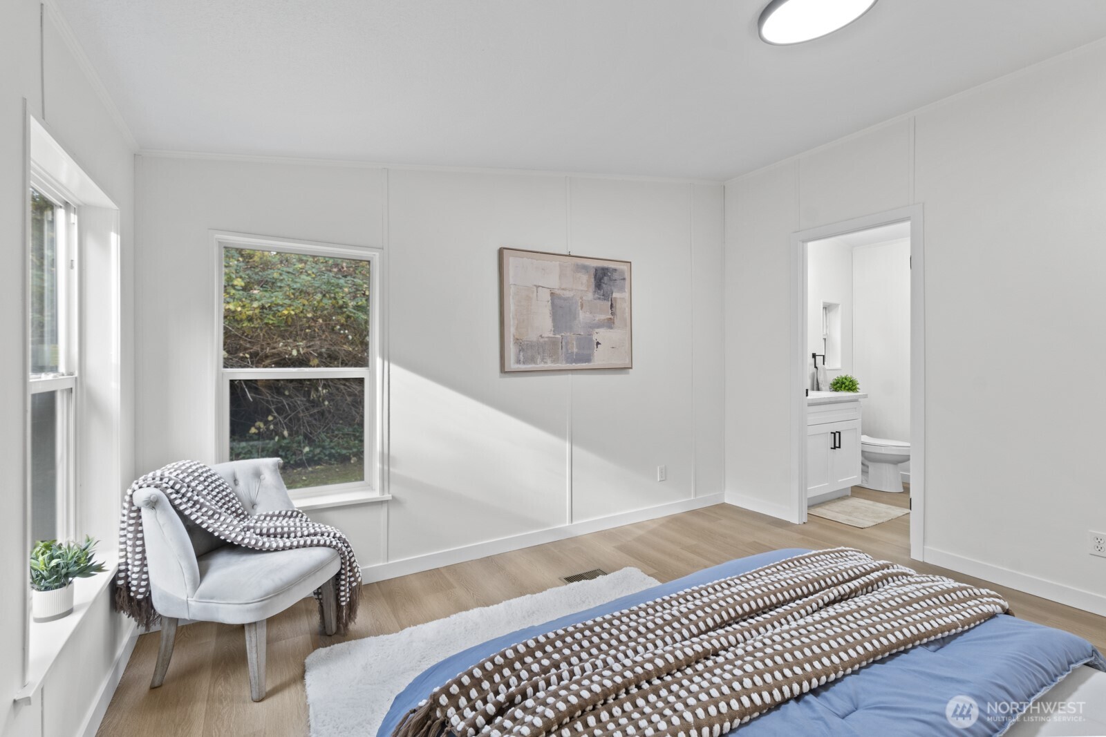 36935 4th Avenue Southwest Federal Way, WA 98023 - Photo 16 of 35