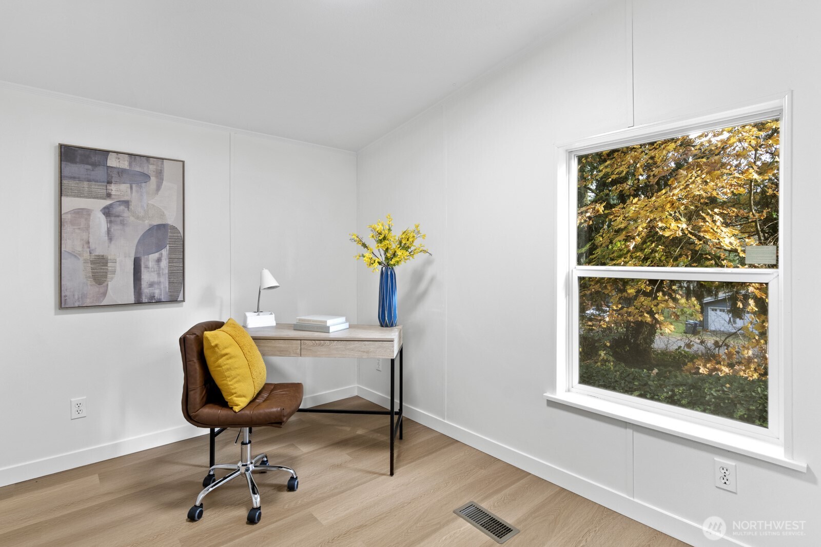 36935 4th Avenue Southwest Federal Way, WA 98023 - Photo 19 of 35