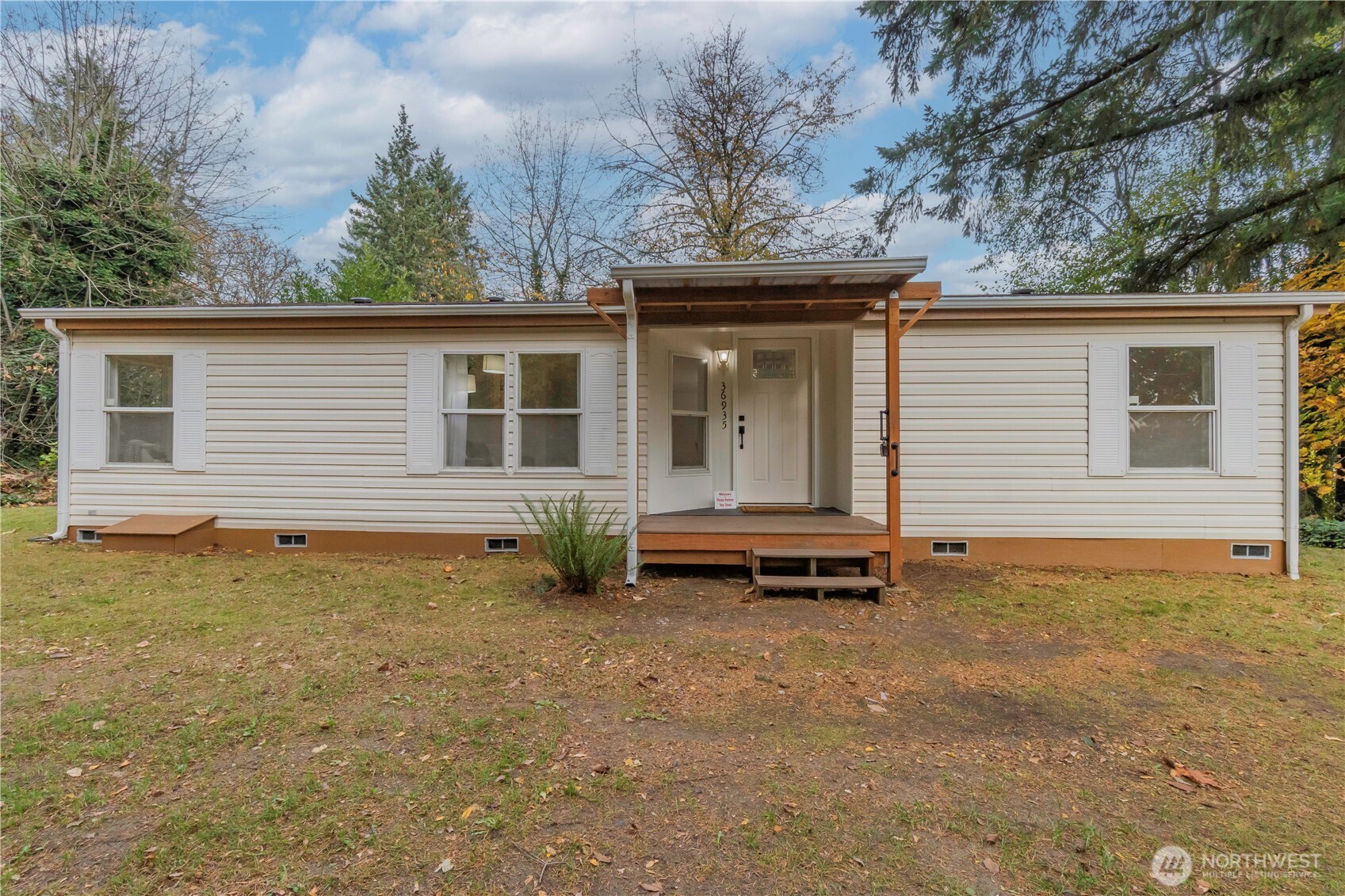 36935 4th Avenue Southwest Federal Way, WA 98023 - Photo 2 of 35