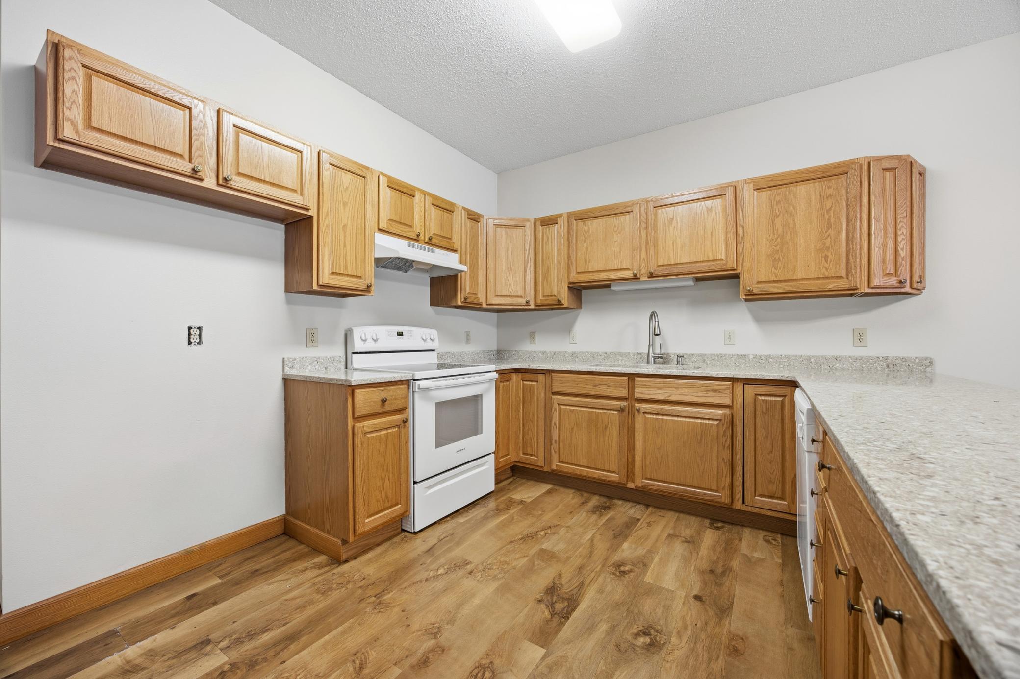 624 North Shore Drive Detroit Lakes, MN 56501 - Photo 6 of 31