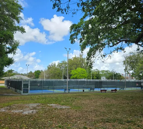 $229,900 | 9440 Live Oak Place, Davie, FL 33324