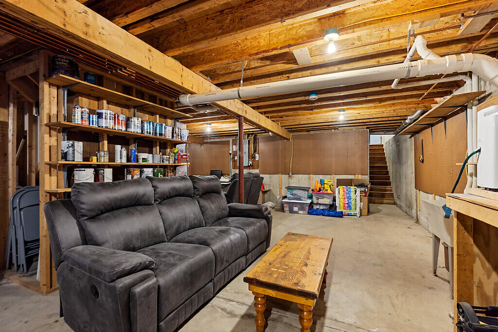 7 Moyse Road Winterport, ME 04496 - Photo 50 of 71 64_BP5A0180_DxO_mls