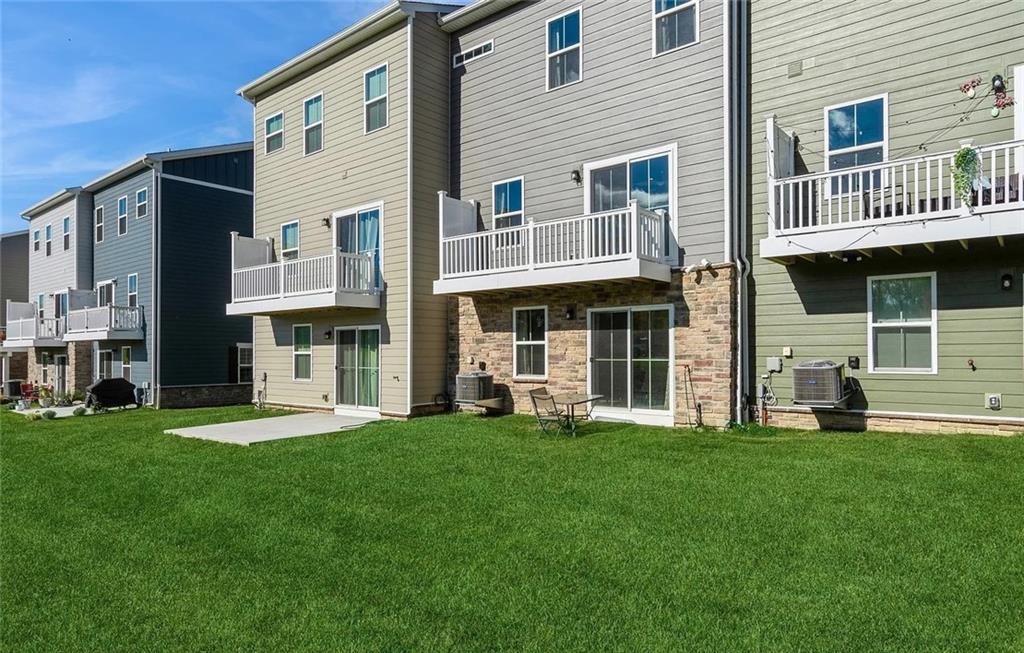 6702 Sycamore Way Gibsonia, PA 15044 - Photo 24 of 29 a large building with a yard and a large space