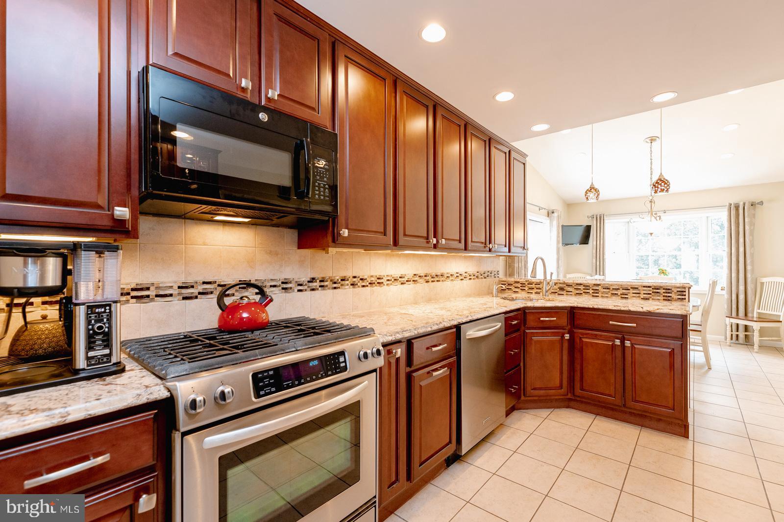 2809 Hargrave Street Philadelphia, PA 19136 - Photo 11 of 42