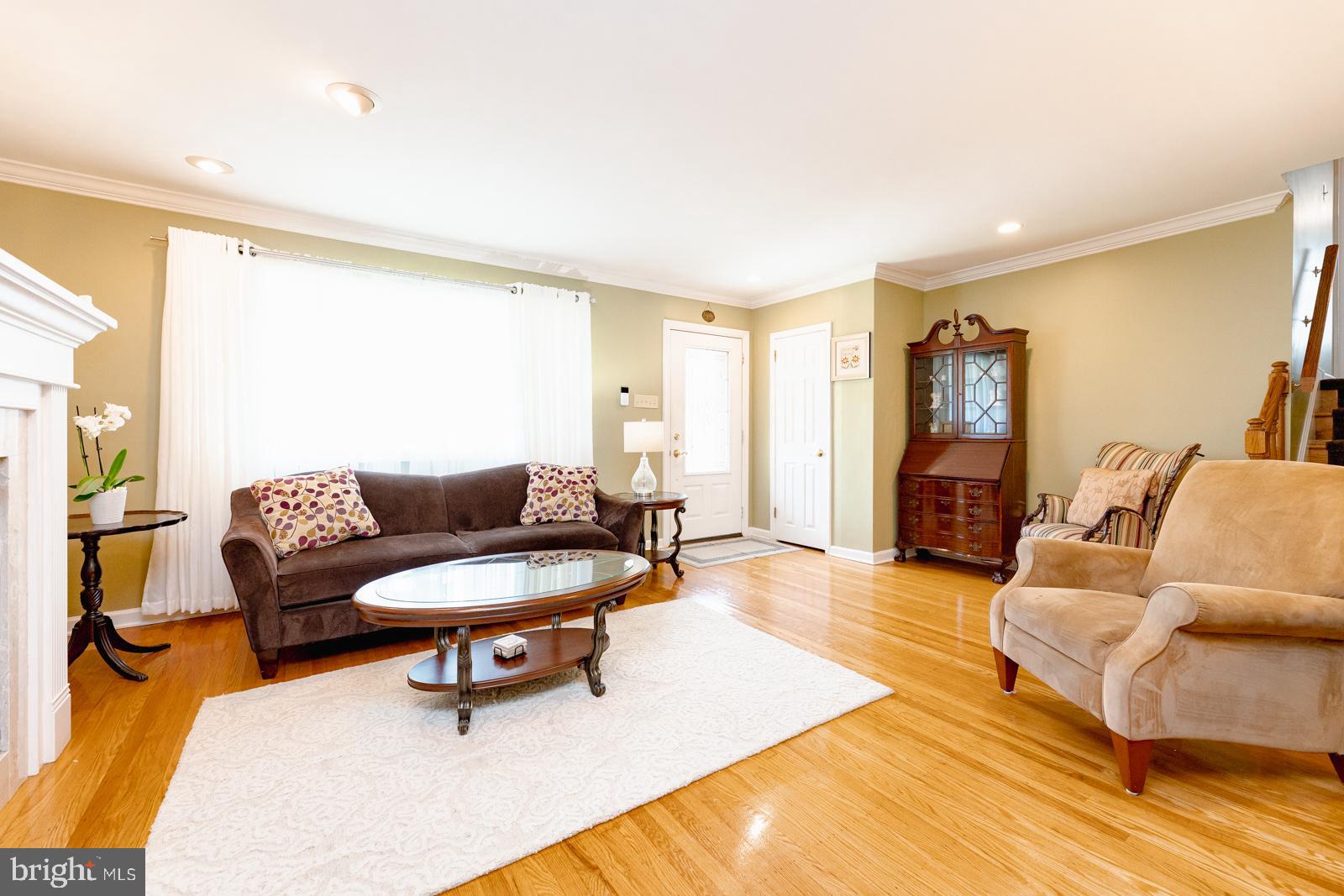 2809 Hargrave Street Philadelphia, PA 19136 - Photo 4 of 42