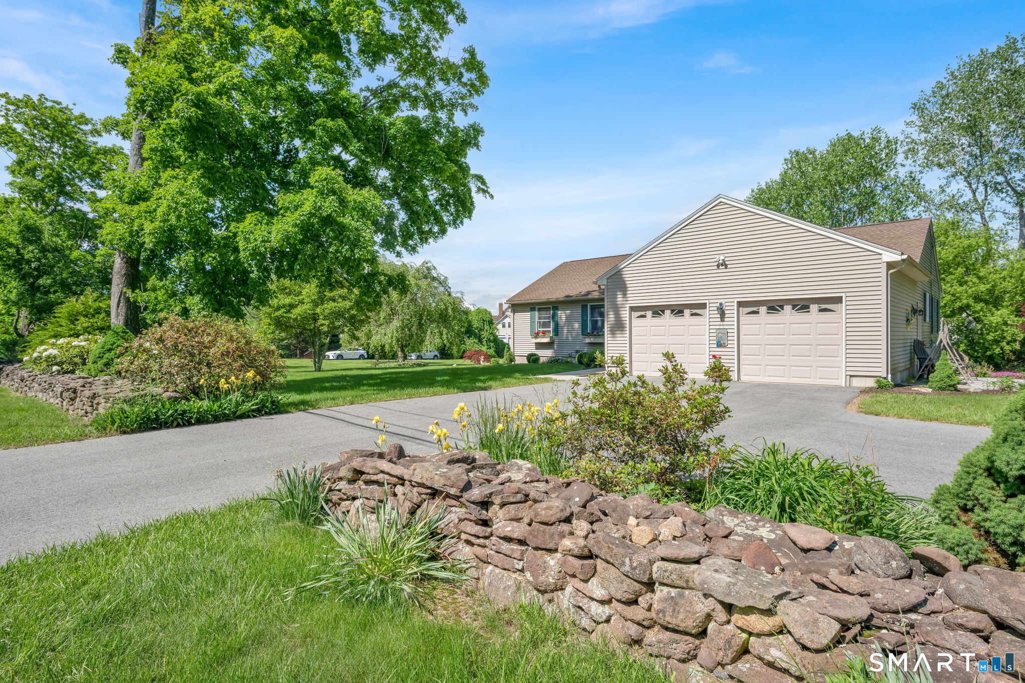 32 Kibbe Road Ellington, CT 06029 - Photo 2 of 29