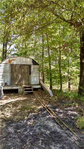 8255 Pinewood Road Nunnelly, TN 37137 - Photo 4 of 13 Storage Building stays