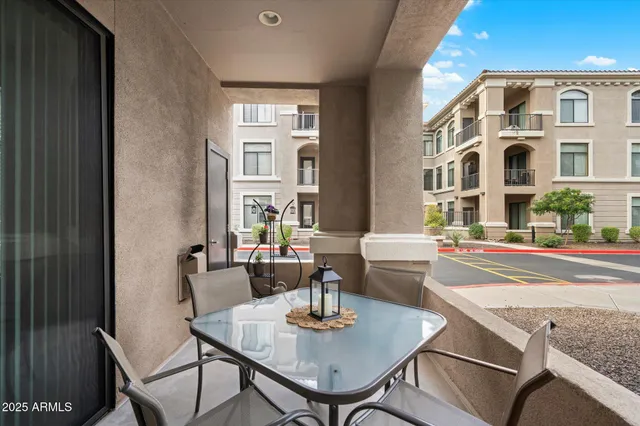 $435,000 | 11640 North Tatum Boulevard, Unit 1066, Phoenix, AZ 85028