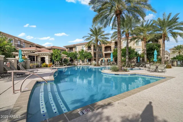 $435,000 | 11640 North Tatum Boulevard, Unit 1066, Phoenix, AZ 85028