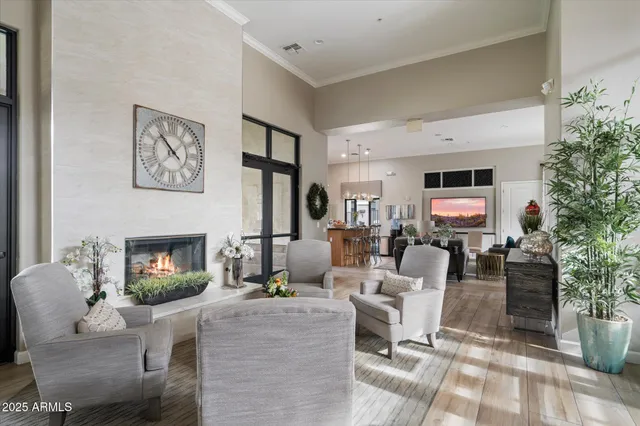 $435,000 | 11640 North Tatum Boulevard, Unit 1066, Phoenix, AZ 85028