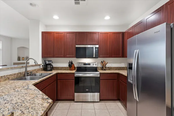$435,000 | 11640 North Tatum Boulevard, Unit 1066, Phoenix, AZ 85028