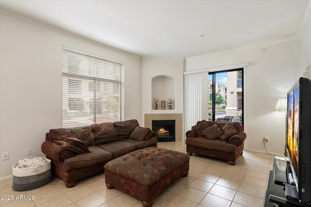 $435,000 | 11640 North Tatum Boulevard, Unit 1066, Phoenix, AZ 85028