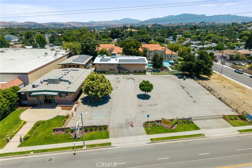 25222 Wiley Canyon Road Newhall, CA 91321 - Photo 33 of 36