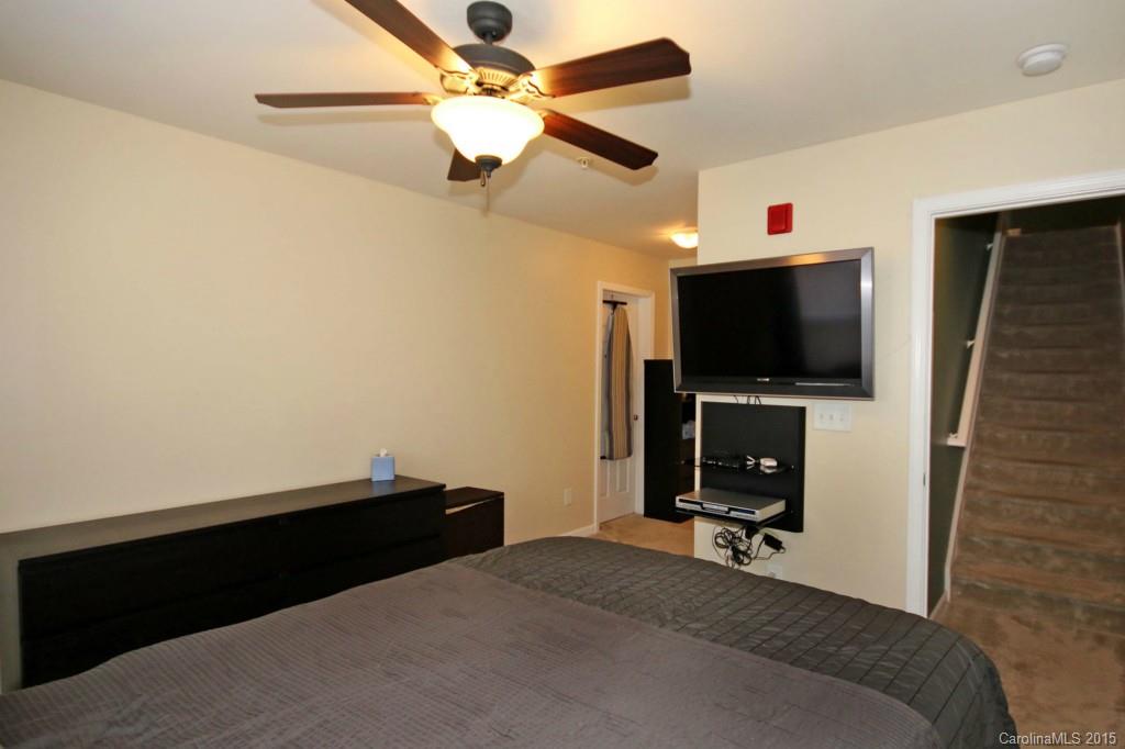 630 Raphael Place, Unit 630 Charlotte, NC 28205 - Photo 15 of 24