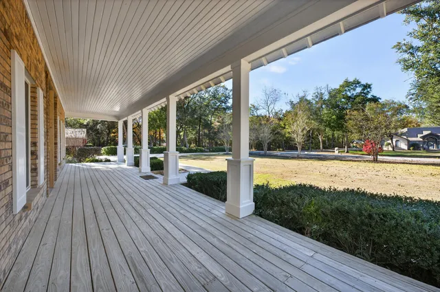 a view of livingroom with hardwood floor and ceiling fan
