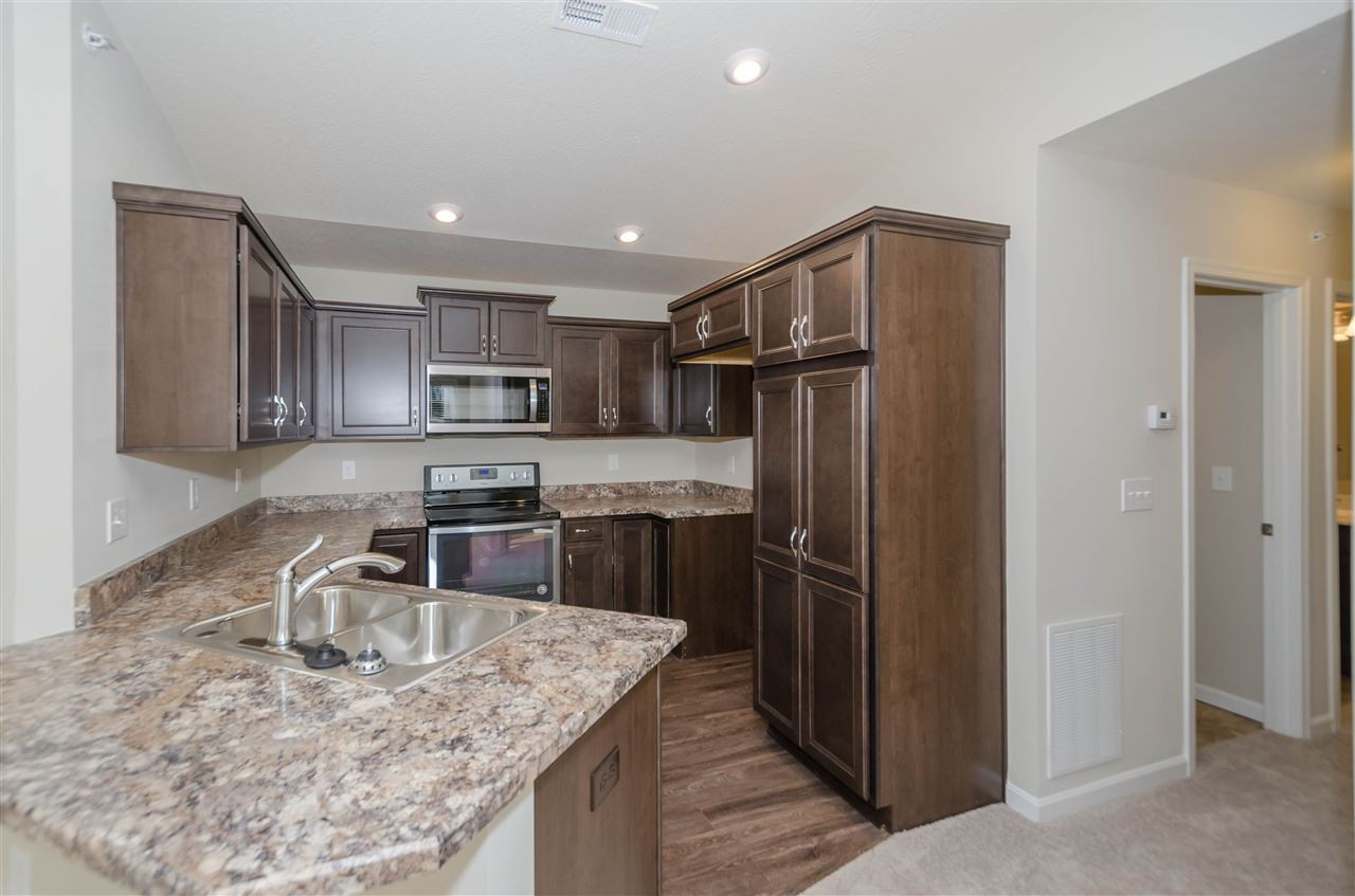 4092 Country Mill Ridge, Unit 20300 Burlington, KY 41005 - Photo 1 of 30 Gallery Image 1