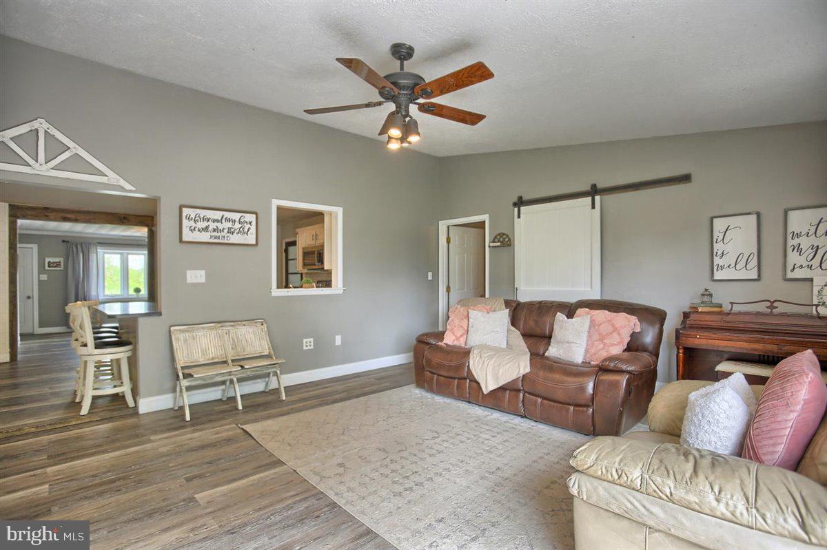 635 Bowers Bridge Road Manchester, PA 17345 - Photo 11 of 39 Gallery Image 11
