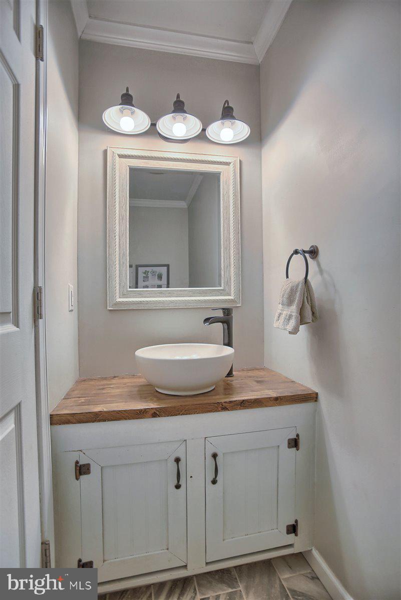 635 Bowers Bridge Road Manchester, PA 17345 - Photo 26 of 39 Gallery Image 26