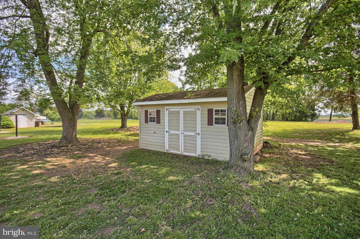 635 Bowers Bridge Road Manchester, PA 17345 - Photo 37 of 39 Gallery Image 37