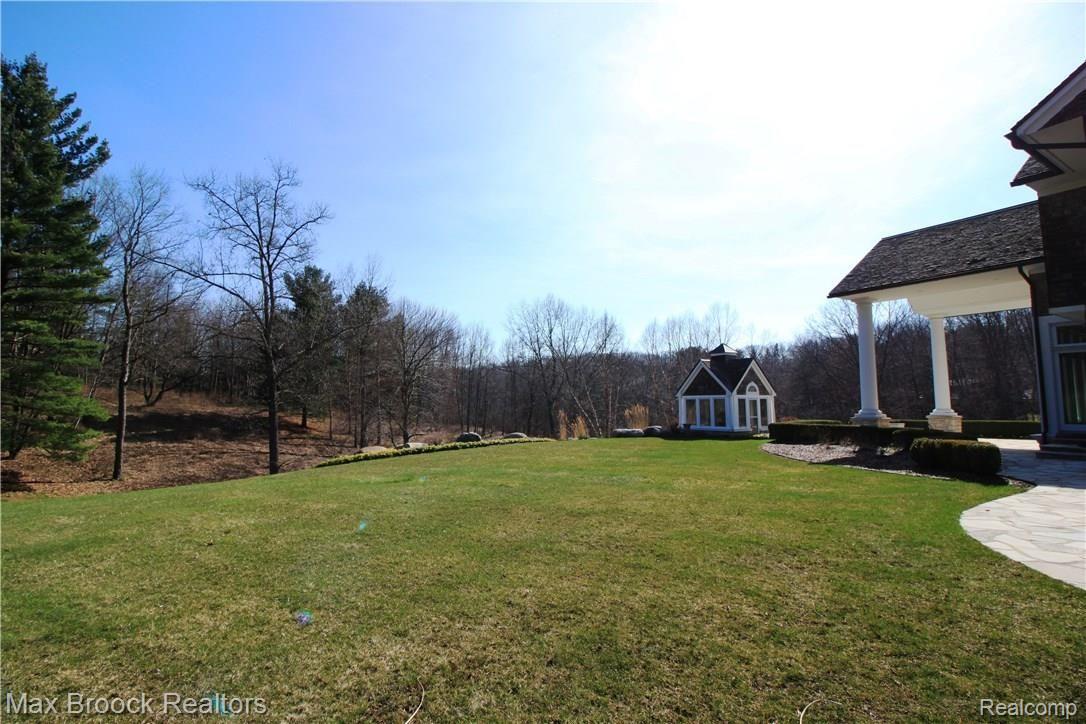 4635 Gallagher Road Rochester, MI 48306 - Photo 32 of 40 Gazebo and patio