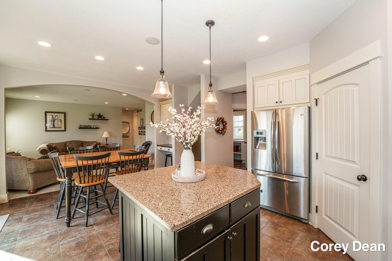 8262 Hunting Court Jenison, MI 49428 - Photo 11 of 46 tempImageVLiaM2