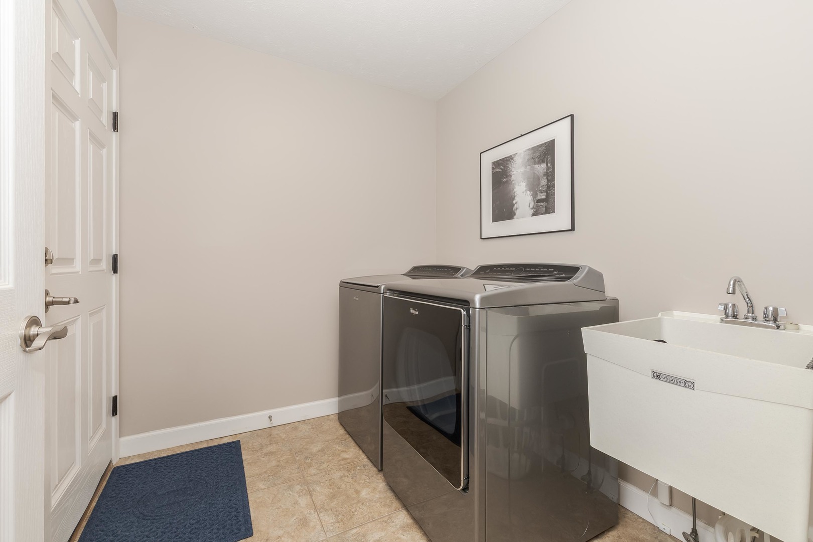 1412 Kickapoo Creek Road Bloomington, IL 61705 - Photo 30 of 64 Gallery Image 30