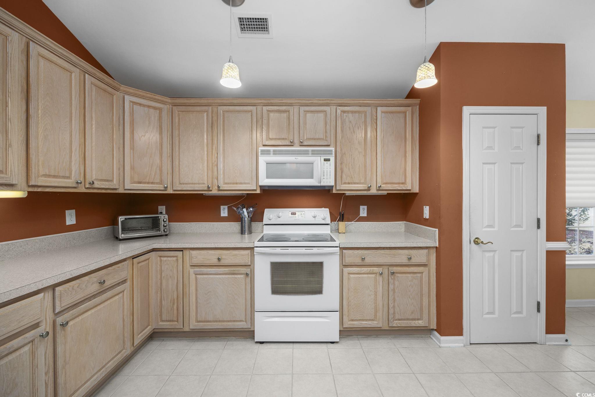 142 Seville Drive Murrells Inlet, SC 29576 - Photo 15 of 35 Gallery Image 15