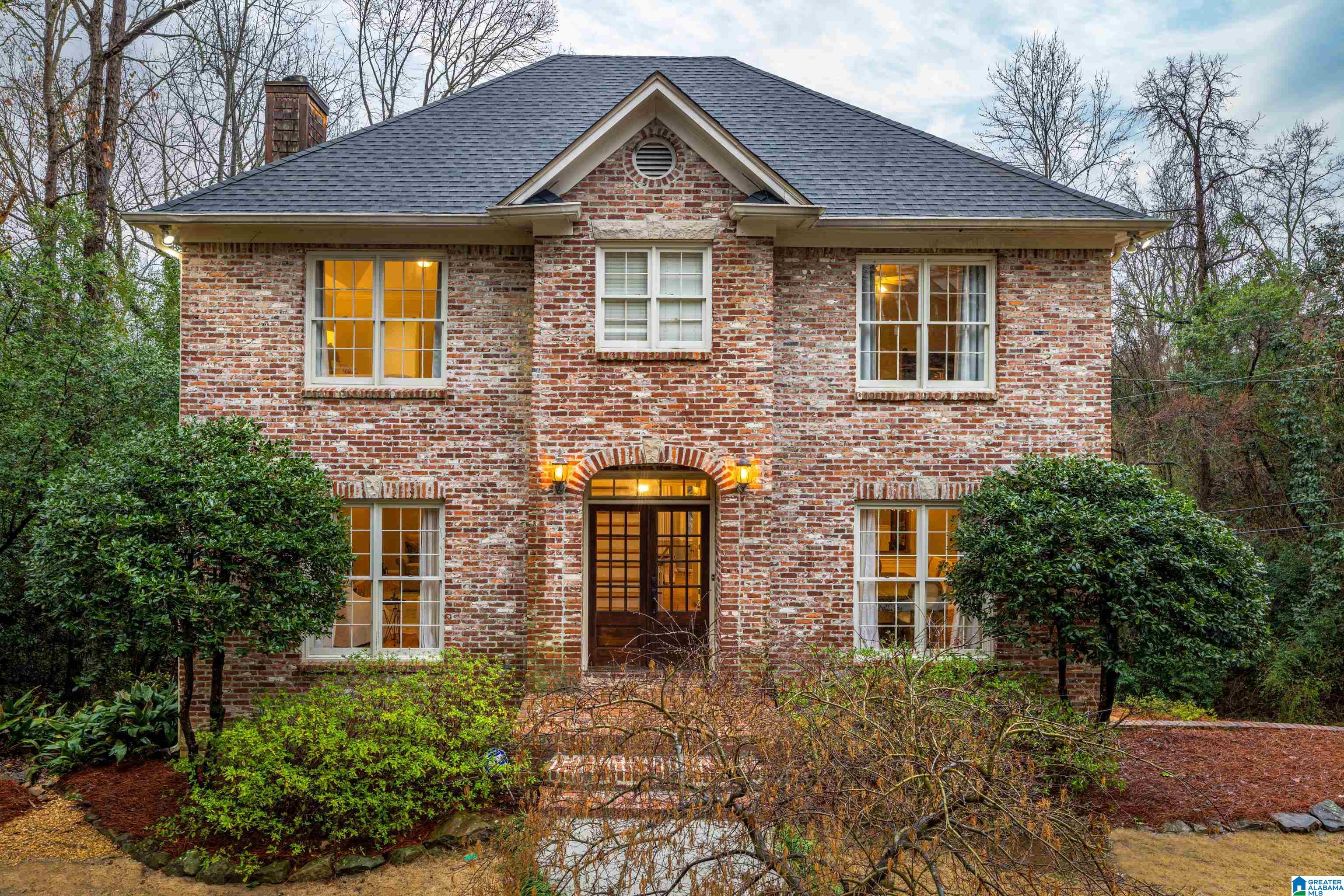 3305 Sandhurst Road Birmingham, AL 35223 - Photo 1 of 47