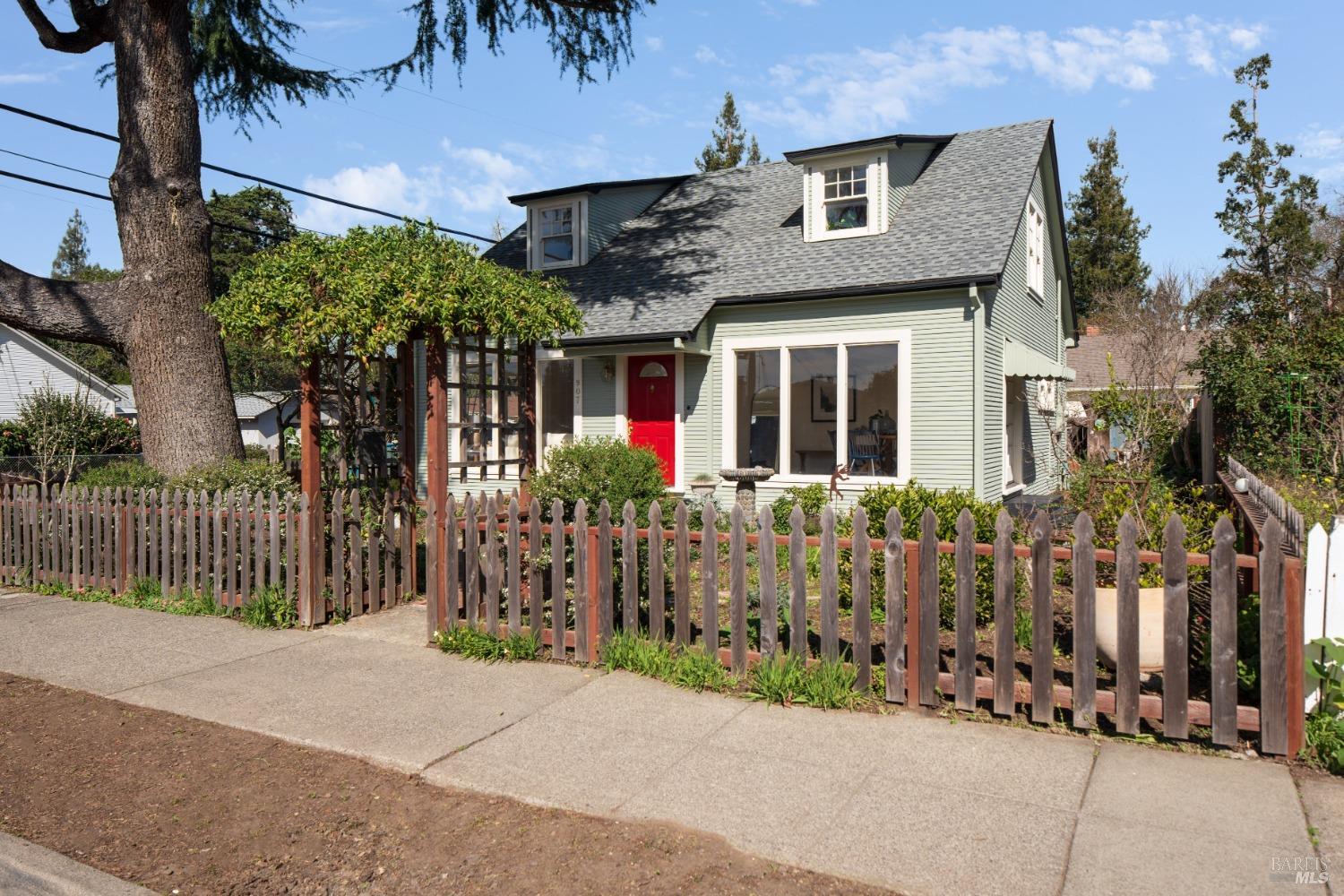 907 McConnell Avenue Santa Rosa, CA 95404 - Photo 1 of 1 Gallery Image 1