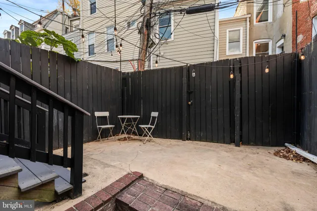 a view of outdoor space with seating space