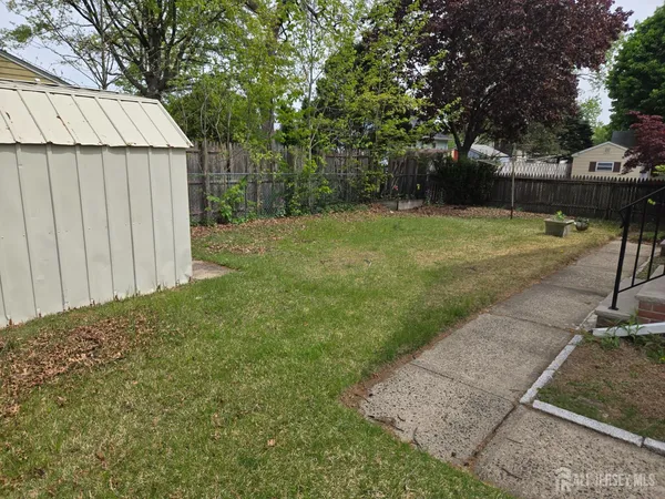 $1,850 | 138 Hamilton Boulevard, Unit 1L, Piscataway, NJ 08854