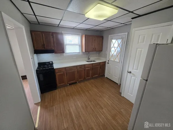 $1,850 | 138 Hamilton Boulevard, Unit 1L, Piscataway, NJ 08854