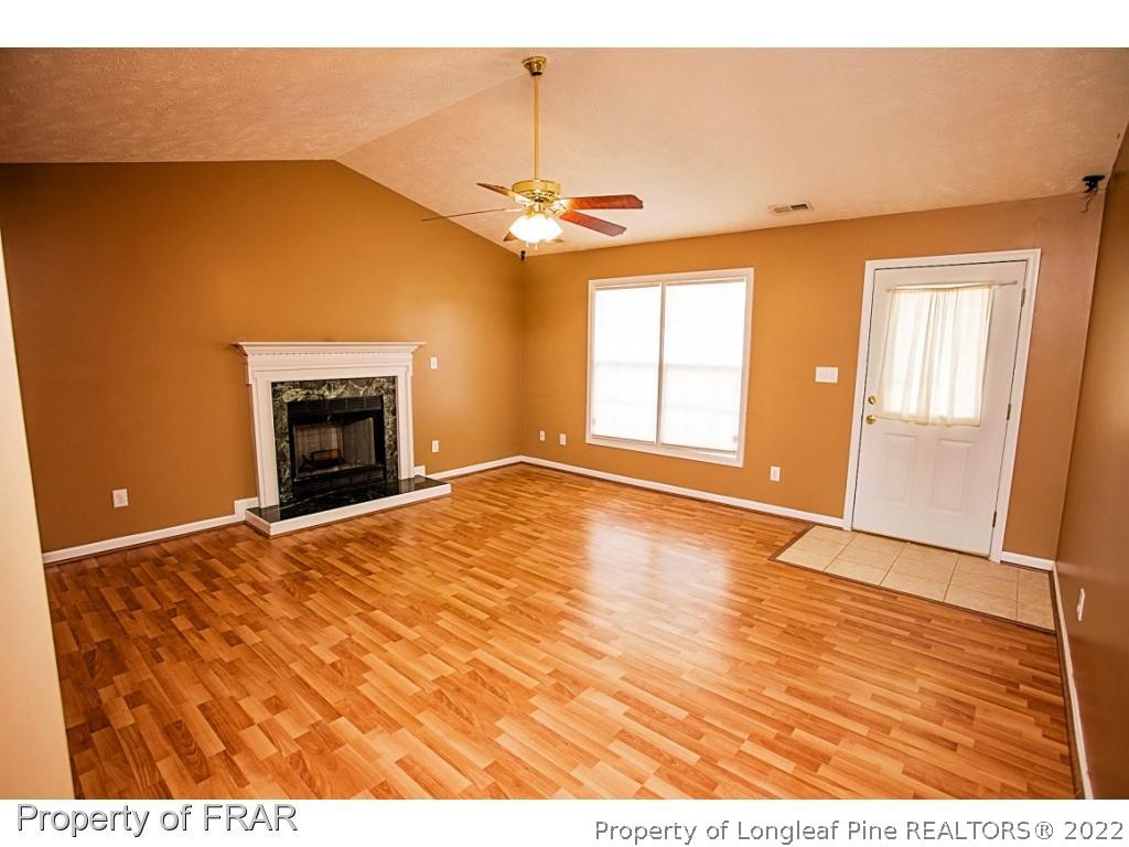 108 Wren Road Fayetteville, NC 28306 - Photo 6 of 31 Gallery Image 6