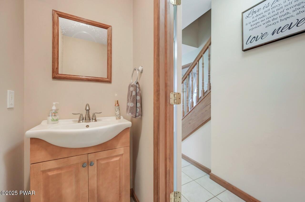 186 Murnin Road Lake Ariel, PA 18436 - Photo 40 of 81