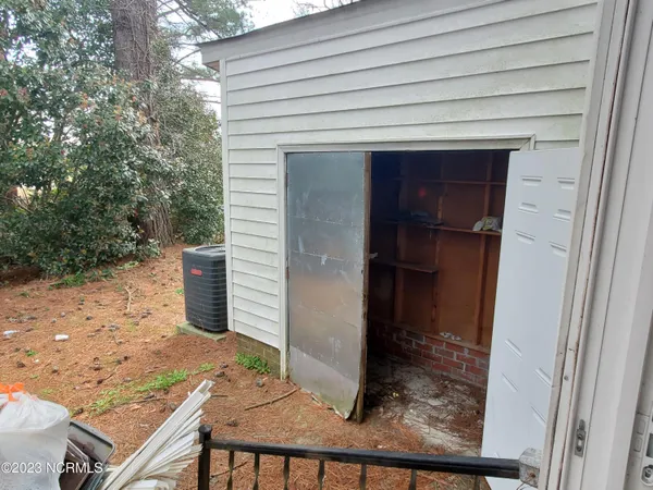 $900 | 945 B's Barbeque Road, Unit A, Greenville, NC 27834