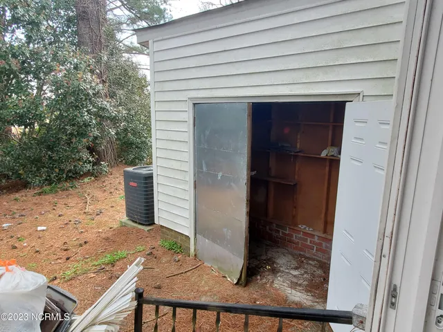 $900 | 945 B's Barbeque Road, Unit A, Greenville, NC 27834
